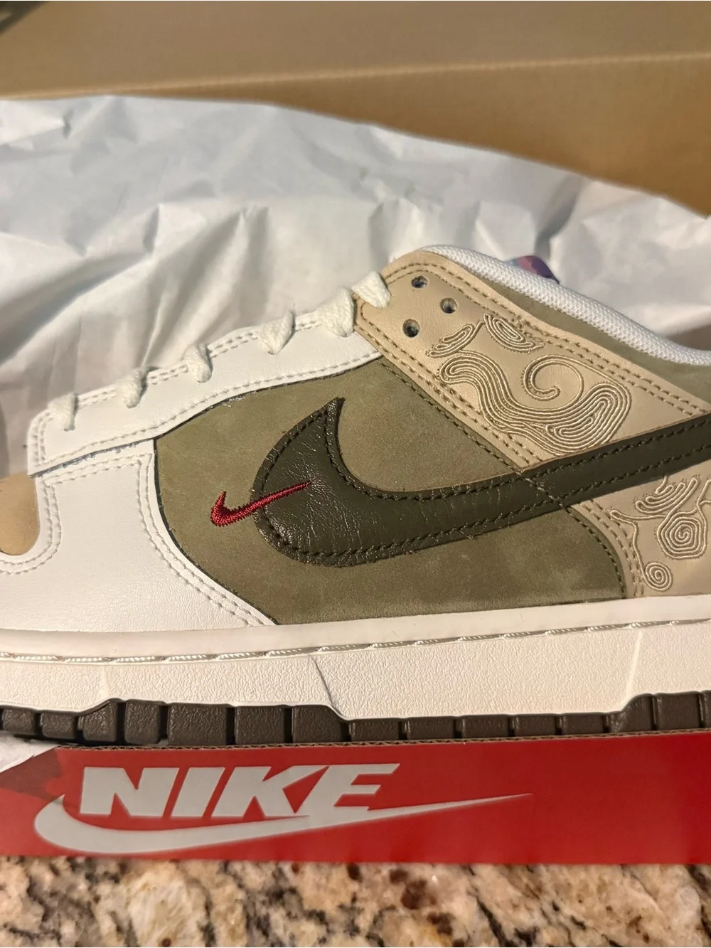Nike Men’s Low-Top Sneakers in Beige, Olive & White